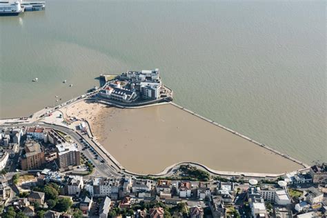 Weston-super-Mare: the Town and its Seaside History - The Historic ...