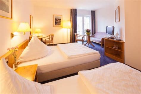 STADTHOTEL ECKERNFOERDE (Eckernforde) - Hotel Reviews, Photos, Rate ...