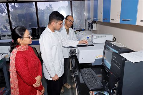 One week Hands on Training on CD, Fluorescence, Polarimeter and FTIR ...