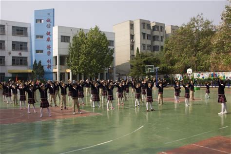 开封市自由路小学“让诗歌唱起来”音乐课火热开展 —中国教育在线