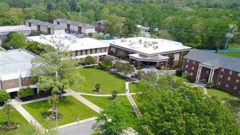 College and University Track & Field Teams | Southern Wesleyan University