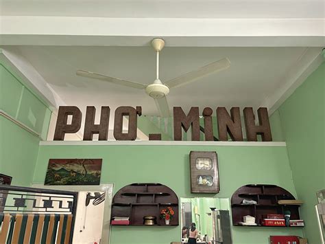 Tiệm phở 80 năm gia truyền được vinh danh Michelin lạ đời chuyện "không ...