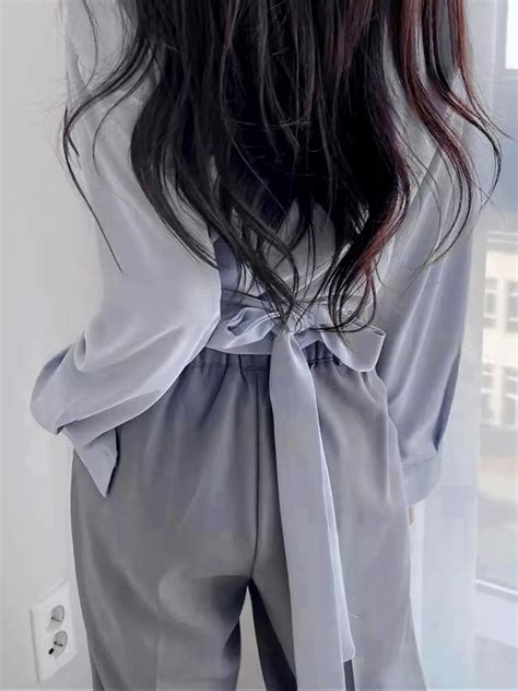 Korean Shirt Sleeve Crossed Straight blouse | Savana | Bestsellers