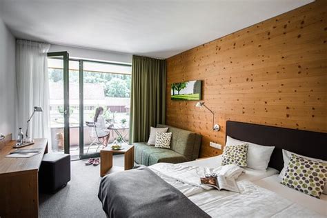 HOFGUT FARNY I HOTEL BRAUEREIWIRTSCHAFT (Kisslegg) - Hotel Reviews ...