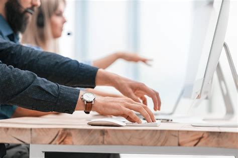 Computer Work 的图像结果