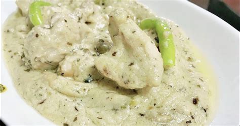 White chicken curry Recipe by Anam Sayyed - Cookpad