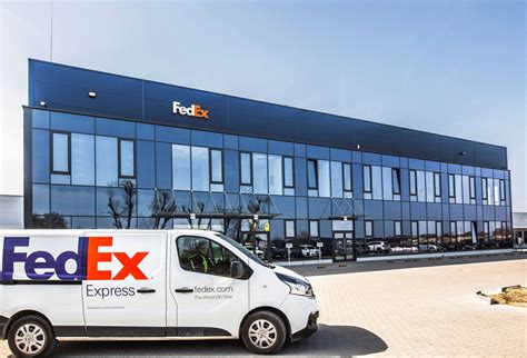 FedEx to add massive distribution hub in Cypress