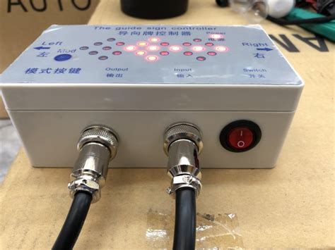 【炬霸科技】12v 24V LED 工程 指示牌 導向牌 箭頭 號誌 指示燈 警示燈 指標 控制器 鋁製 150 75 | Yahoo拍賣