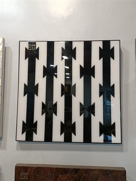 Stone Plus India Black And White Resin Bow Design Tabletop – Opulent Homes