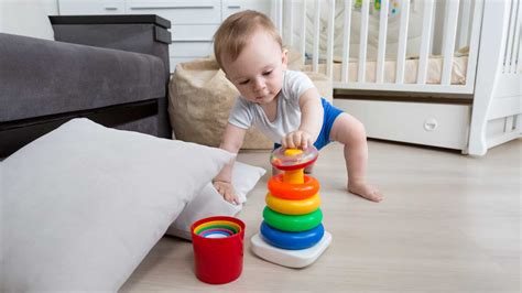 Choosing The Best Educational Toys For 15-Month-Olds (2026)