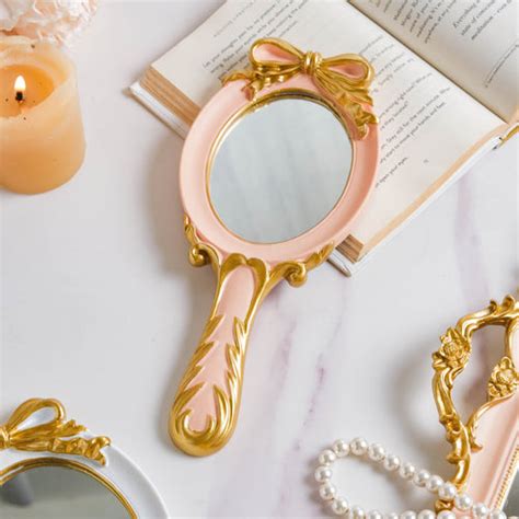 Decoration Mirror Online - Premium Table Mirror | Nestasia