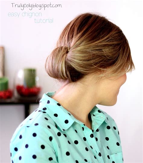 Easy Chignon Tutorial 的图像结果