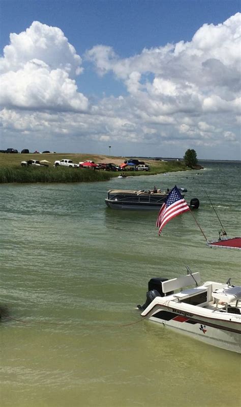 Solar Eclipse Fisherman’s Point, 230 Farm to Market 416, Streetman, TX ...
