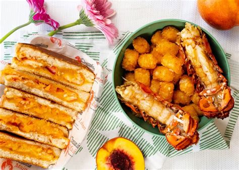 Cousins Maine Lobster? at Tarpon Springs : 37th Annual Seafood Festival ...