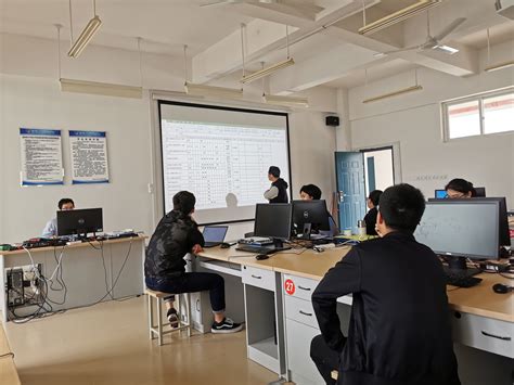 桂林信息科技学院——图书馆
