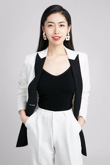 国家话剧院女演员李楠著名国家话剧院女演员李楠2022已更新今日图集