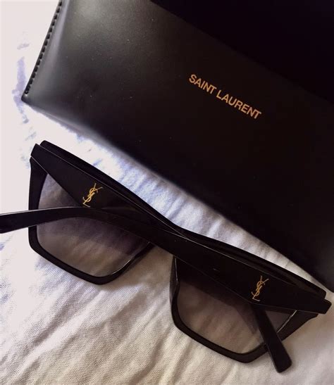 Ysl glasses | Yves saint laurent, Saint laurent, Acessórios