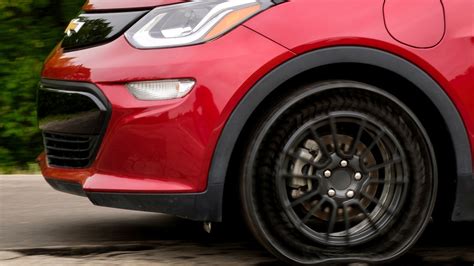 Michelin No Air Tires