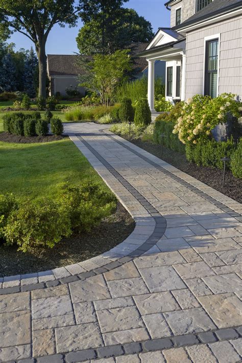Straight Front Sidewalk Landscaping Ideas