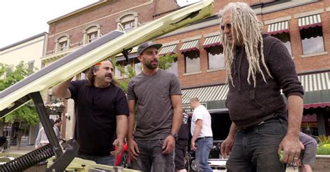 Rust Valley Restorers Cast 的图像结果