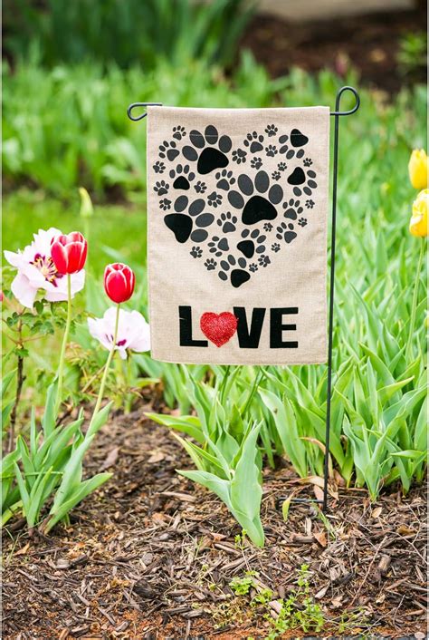 Buy Evergreen Pet Lovers Paw Prints Heart Burlap Flag | 18 x 12.5 ...
