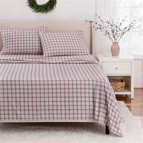 Amazon.com: Martha Stewart Holiday Lodge Plaid 100% Cotton Flannel ...