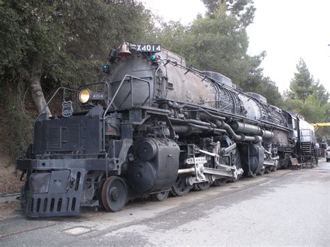 Powerful Union Pacific Big Boy 4014 in Pomona