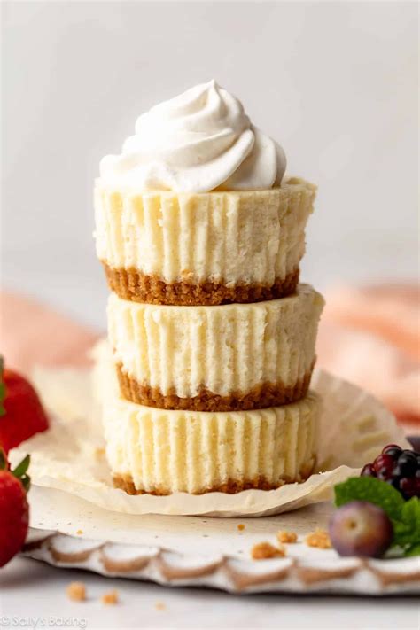 21 Mini Cheesecake Recipes So Good, You'll Hide the Last One for ...
