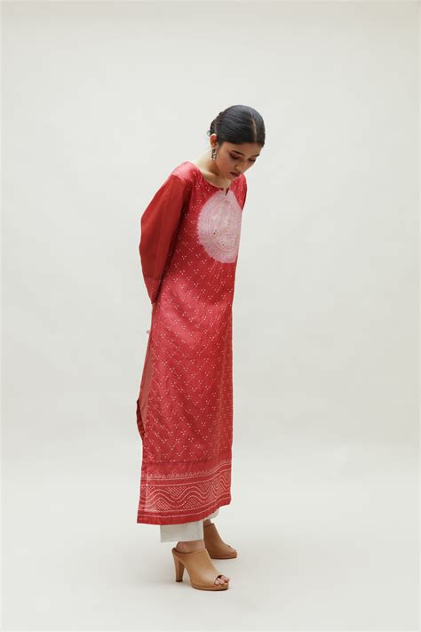 Bandhani Kurta on Pure Silk - Onion Pink – Naina Jain