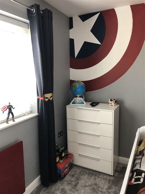 Superhero Room Decor Inspiration | Captain America Mural