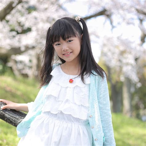 りのんセカンド写真集「りのん十歳の春」【在庫僅少】 | kugaproshop