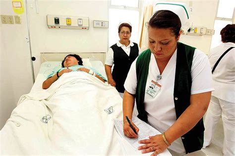 Correrán a 6,000 empleados del IMSS - Quadratin Quintana Roo