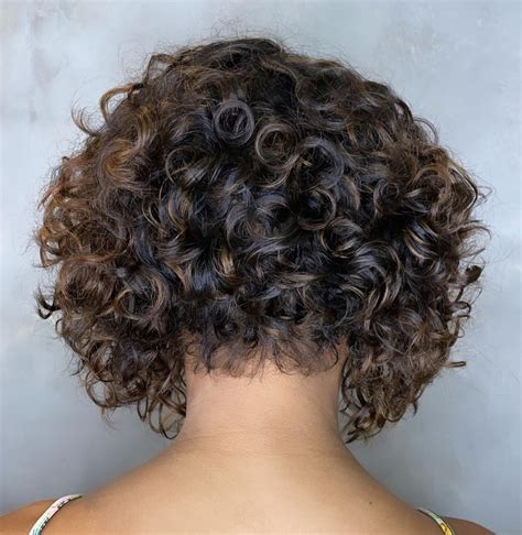 50 Gorgeous Short Curly Hairstyles You'll Adore - Hair Adviser