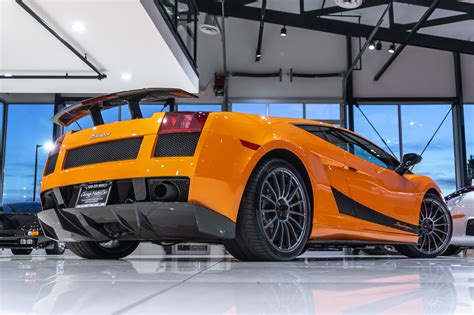 Lamborghini Gallardo Superleggera Car Review