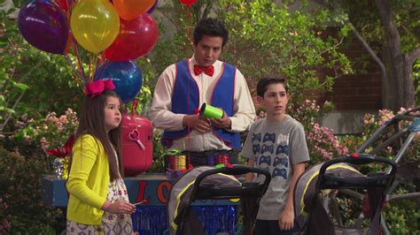 Watch The Thundermans Season 2 Episode 1: Four Supes and a Baby ...