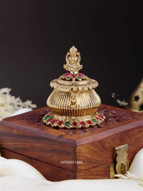 Temple Red and Green Kumkum Box – Arshis