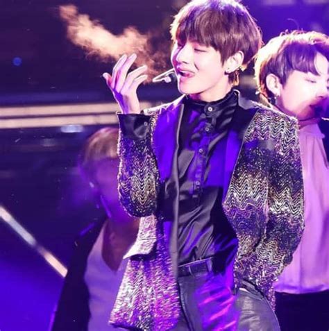 BTS: 9 times Kim Taehyung aka V rocked black outfits in his stage ...