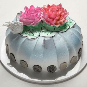 Vanilla Cakes for Birthday | Order Vanilla Cakes On Birthday From GiftaLove