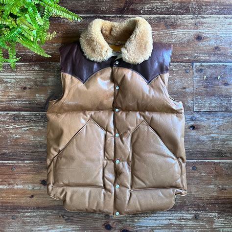 1970s Vintage "Rocky Mountain Featherbed Co," LDV 40 | Rei-mart