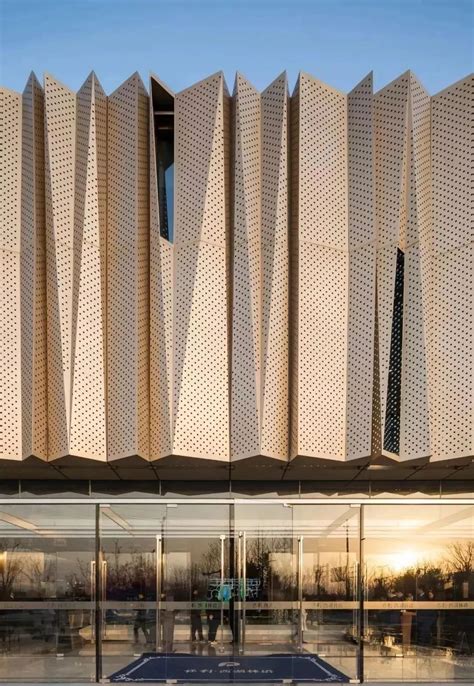 Pin on BP 表皮 Skins | Facade design, Facade architecture design ...