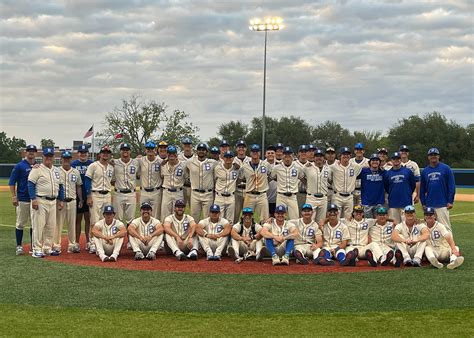 Blinn returns to championship form with first conference title since ...