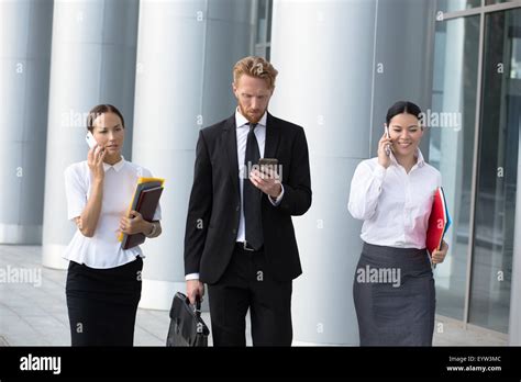 Business People Walking Stock Photos Free Images 的图像结果