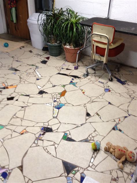 Vintage Mosaic Tile Floor Design