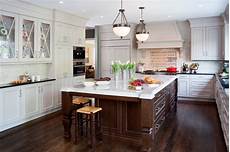 Traditional Kitchen Designs Photo Gallery by Traditional Kitchen Pictures Kitchen Design Photo Gallery Traditional Kitchen Designs Photo Gallery