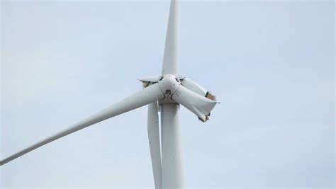 Wind Turbine Brake Failure 的图像结果