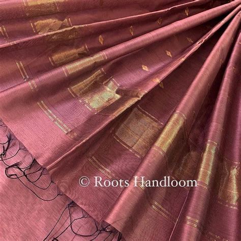 Rust pink maheshwari saree with zari bootis all over – Roots Handloom