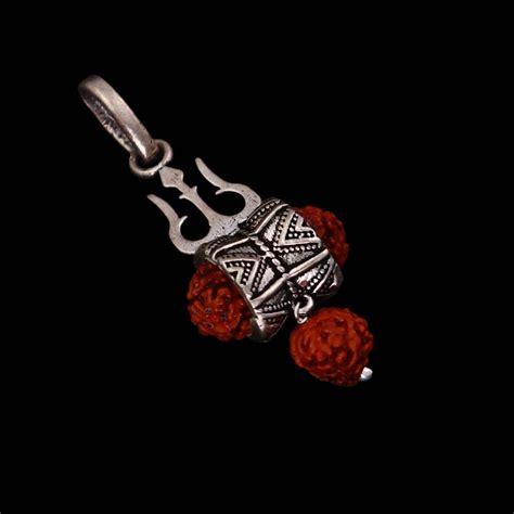 Triveni Trishul Pendant Chain – Saatvik Silver