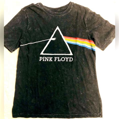 NWOT Youth’s Pink Floyd tshirt size 10-12 in 2024 | Pink floyd shirt ...