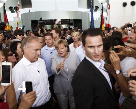 Body Language Angela Merkel 的图像结果