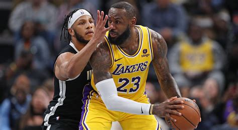 An Egregious Mistake- Lakers vs Grizzlies Went an Extra Minute Due to ...